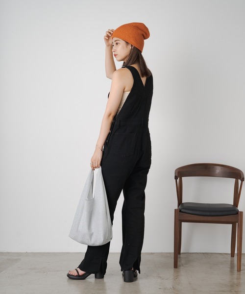 Kastane（カスタネ）の「【サイズ展開あり】スリムフレアサロペット（サロペット/オーバーオール・レディース・ブラック/ブルー・0/1）」の15枚目の写真