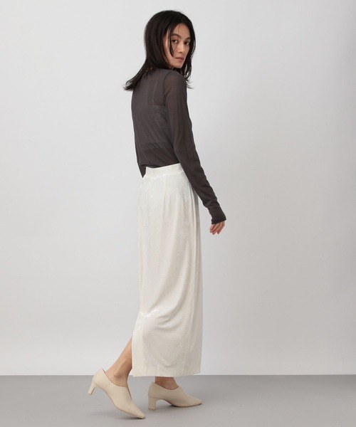 A part by（アパートバイ）の「ストレッチベロアナロースカート