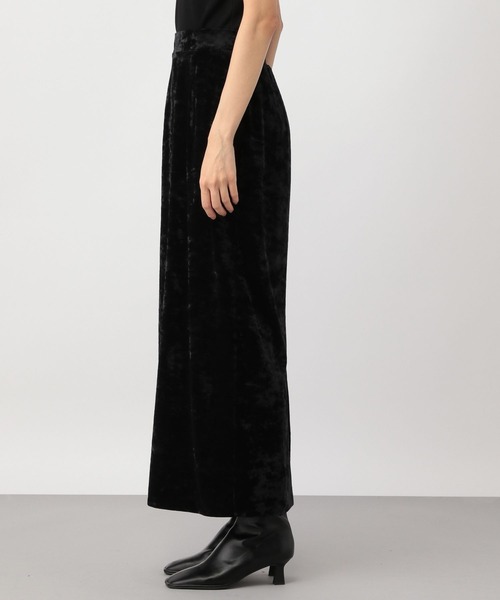 A part by(アパートバイ)の「ストレッチベロアナロースカート(スカート・レディース・グレー系その他4/オフホワイト/ブラック・FREE/SMALL)」の18枚目の写真