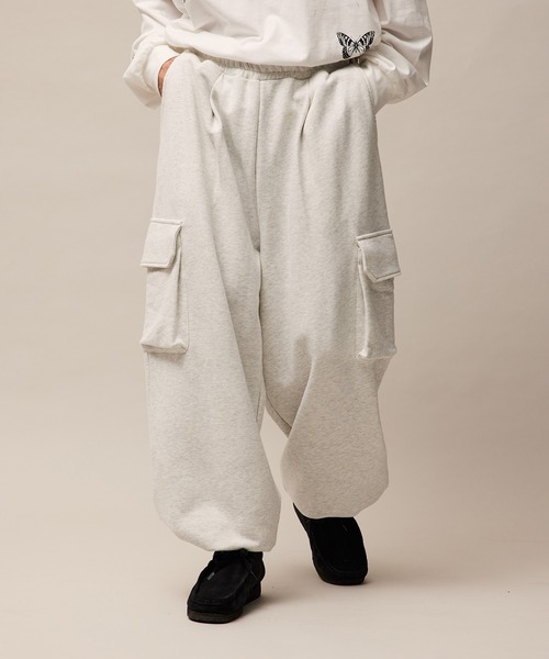 re_k by JUNRED（レクバイジュンレッド）の「re_k by JUNRED / ワイドカーゴスウェットパンツ（カーゴパンツ・メンズ・グリーン/チャコールグレー/ライトグレー・S/M/L）」の2枚目の写真