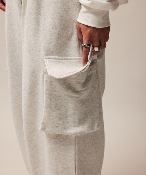 re_k by JUNRED（レクバイジュンレッド）の「re_k by JUNRED / ワイドカーゴスウェットパンツ（カーゴパンツ・メンズ・グリーン/チャコールグレー/ライトグレー・S/M/L）」の6枚目の写真