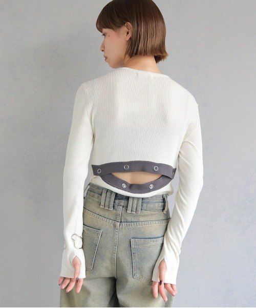 cheriella(シェリエラ)の「【cheriella】WEB限定バックオープンスリットリブニット WEB LIMITED BACK OPEN SLIT RIB KNIT(ニット/セーター・レディース・ダークブルー/アイボリー/ダークグレー/ブラック/ダークグリーン・M)」の2枚目の写真