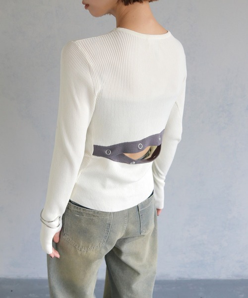 cheriella(シェリエラ)の「【cheriella】WEB限定バックオープンスリットリブニット WEB LIMITED BACK OPEN SLIT RIB KNIT(ニット/セーター・レディース・ダークブルー/アイボリー/ダークグレー/ブラック/ダークグリーン・M)」の14枚目の写真