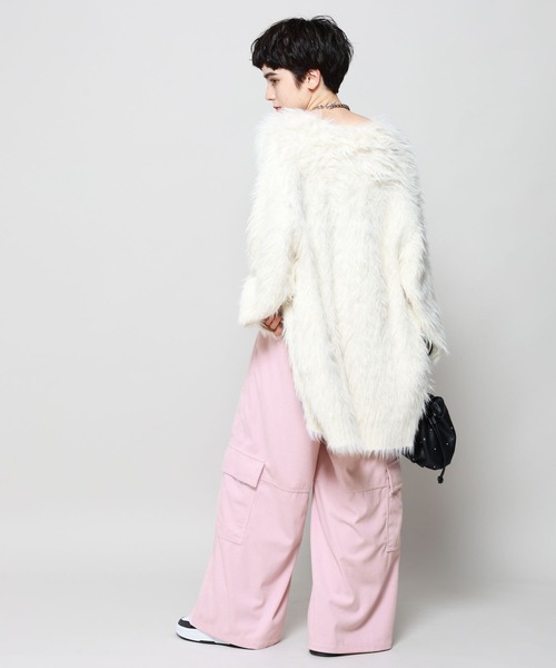 PAGEBOY(ページボーイ)の「カラーコーデュロイカーゴパンツ(カーゴパンツ・レディース・ブルー/オフホワイト/ブラック/ピンク・FREE)」の11枚目の写真