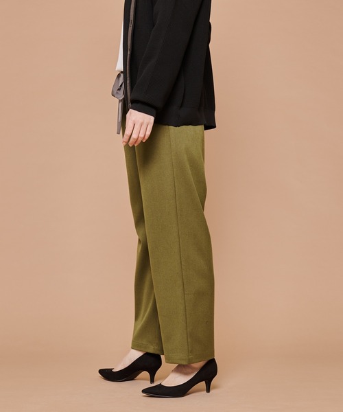 Arnold Palmer(アーノルドパーマー)の「TR ソフトチノ ワイドパンツ(チノパンツ・レディース・オリーブ/ネイビー/ブラック・L/S/M)」の8枚目の写真