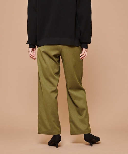 Arnold Palmer(アーノルドパーマー)の「TR ソフトチノ ワイドパンツ(チノパンツ・レディース・オリーブ/ネイビー/ブラック・L/S/M)」の9枚目の写真