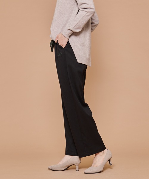 Arnold Palmer(アーノルドパーマー)の「TR ソフトチノ ワイドパンツ(チノパンツ・レディース・オリーブ/ネイビー/ブラック・L/S/M)」の10枚目の写真