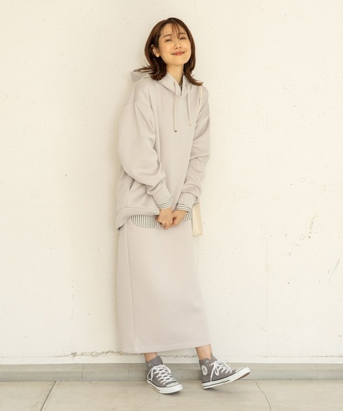 GLOBAL WORK（グローバルワーク）の「ライトクッションパーカー/906291（パーカー・レディース・アイボリー/グレイッシュベージュ/スミクロ/パープル系その他/ブラウン系その他・MEDIUM/LARGE）」の9枚目の写真