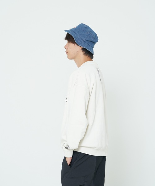 ROUGH TRADE(ラフトレード)の「裏毛ピグメント加工重ねロゴトレーナー(M1)(スウェット・メンズ・ピンク/ミント/ナチュラル/ブラック・M/L/XL)」の8枚目の写真