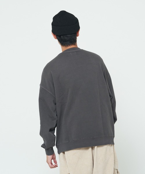 ROUGH TRADE(ラフトレード)の「裏毛ピグメント加工重ねロゴトレーナー(M1)(スウェット・メンズ・ピンク/ミント/ナチュラル/ブラック・M/L/XL)」の6枚目の写真