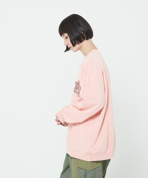 ROUGH TRADE(ラフトレード)の「裏毛ピグメント加工重ねロゴトレーナー(M1)(スウェット・メンズ・ピンク/ミント/ナチュラル/ブラック・M/L/XL)」の14枚目の写真