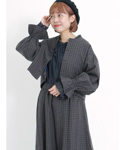 Samansa Mos2(サマンサ モスモス)の「ノーカラージャケット(ノーカラージャケット・レディース・チャコールグレー/ブルー/ブラック/ベージュ・F)」の5枚目の写真