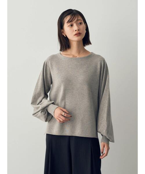 YECCA VECCA（イェッカヴェッカ）の「ボリューム袖ニット（ニット/セーター・レディース・グレイッシュベージュ/ブラック/ボルドー/アイボリー・FREE）」の6枚目の写真