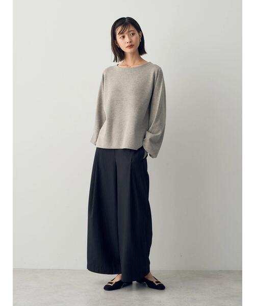 YECCA VECCA（イェッカヴェッカ）の「ボリューム袖ニット（ニット/セーター・レディース・グレイッシュベージュ/ブラック/ボルドー/アイボリー・FREE）」の13枚目の写真