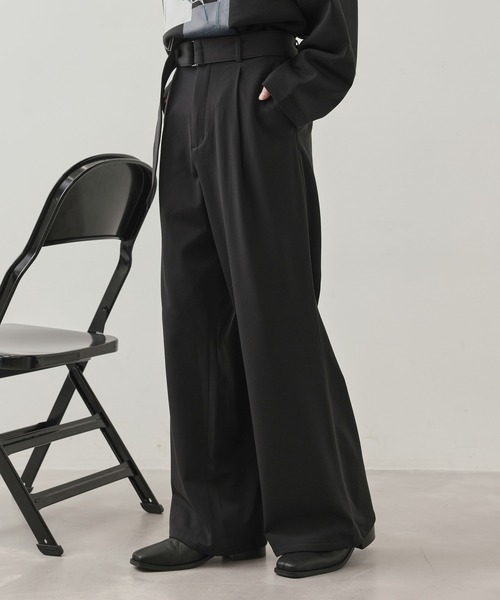 JUNRED（ジュンレッド）の「ベルテッドワイドフレアパンツ（その他パンツ・メンズ・ベージュ系その他/ブラック・L/M/S）」の2枚目の写真