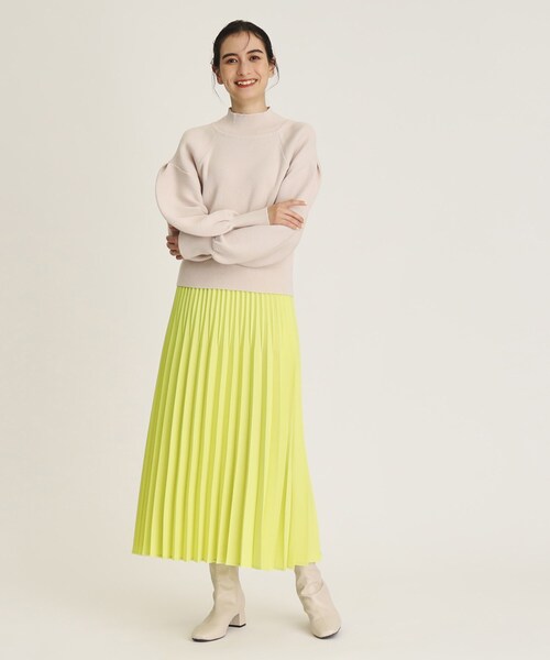 OPAQUE.CLIP（オペークドットクリップ）の「◆ハイネックボリュームスリーブリブニット【洗濯機洗い可】（ニット/セーター・レディース・ブラック/ライトベージュ/ライトオレンジ系・38/36/40）」の14枚目の写真