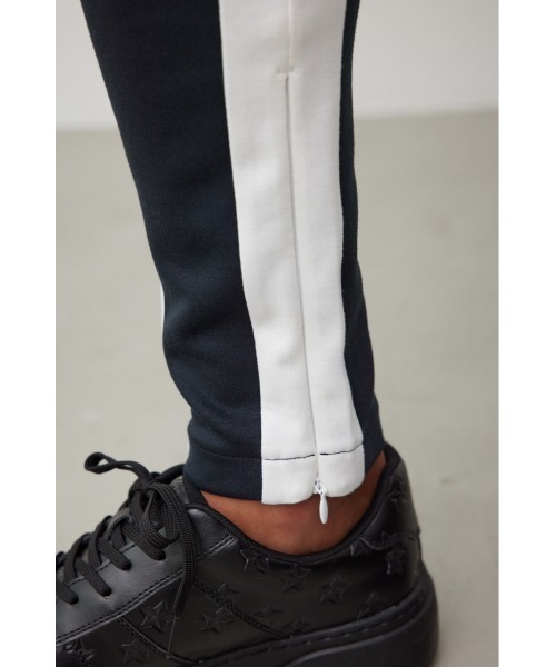 AZUL by moussy（アズールバイマウジー）の「B-HEATスウィッチングパンツ（スウェットパンツ・メンズ・グレー系その他/ブラック系その他・MEDIUM/LARGE）」の4枚目の写真