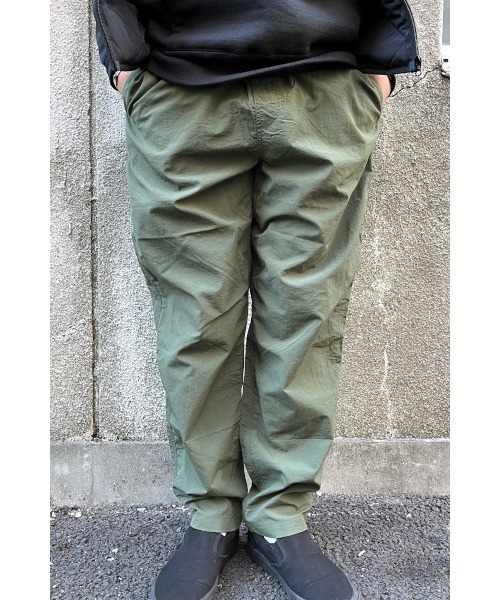BIG MIKE(ビッグマイク)の「BIG MIKE ビックマイク/ パッカブル アクティブナイロンイージーパンツ ACTIVE NYLON WATER PANTS //// 102337900(その他パンツ・メンズ・カモフラージュ/オリーブ/ブルー系その他/ベージュ/ブラック/グレー・SMALL/X-LARGE/LARGE/MEDIUM)」の1枚目の写真