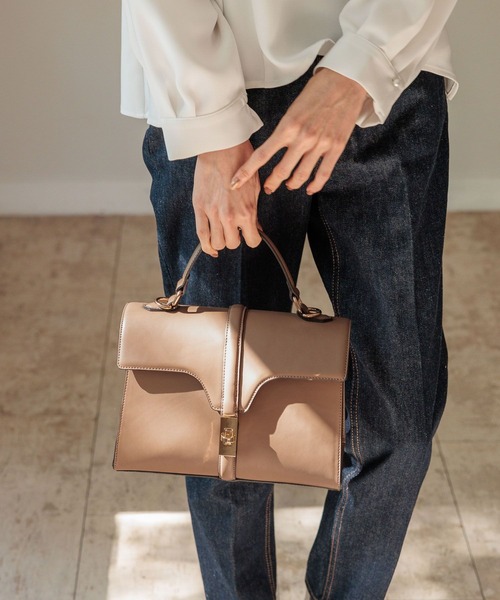 GLOBAL WORK（グローバルワーク）の「スペ軽メタル2WAYBAG/985934（ショルダーバッグ・レディース・アイボリー/ブラック/ベージュ・ONE SIZE）」の16枚目の写真