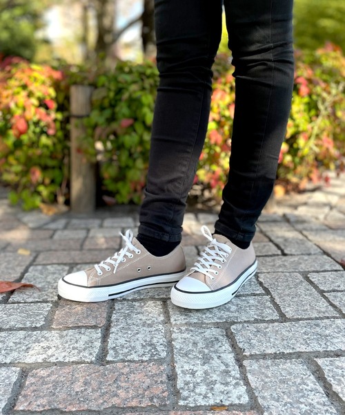 LUGG NAGG（ラグナグ）の「【addottona】ローカットキャンバススニーカー【撥水】（スニーカー・レディース・ベージュ/オフホワイト/ライトグリーン/スミクロ/アニマル・M/L）」の13枚目の写真