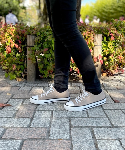 LUGG NAGG（ラグナグ）の「【addottona】ローカットキャンバススニーカー【撥水】（スニーカー・レディース・ベージュ/オフホワイト/ライトグリーン/スミクロ/アニマル・M/L）」の16枚目の写真