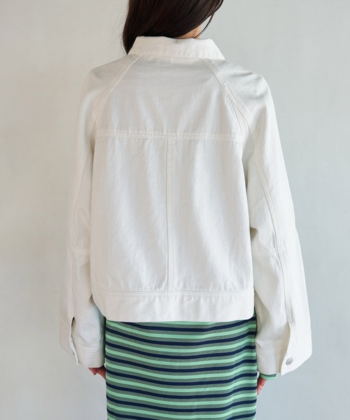 VIS（ビス）の「ワイドスリーブショートデニムジャケット（デニムジャケット・レディース・ブルー系その他6/ホワイト系その他5・FREE）」の15枚目の写真