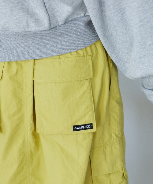 VIS（ビス）の「【GRAMICCI/グラミチ】VIS別注 ナイロンスカート【洗える・撥水】（スカート・レディース・ブラック/ベージュ系その他/イエロー系その他4・FREE）」の6枚目の写真