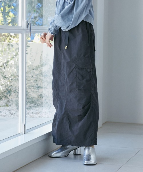 VIS（ビス）の「【GRAMICCI/グラミチ】VIS別注 ナイロンスカート【洗える・撥水】（スカート・レディース・ブラック/ベージュ系その他/イエロー系その他4・FREE）」の9枚目の写真