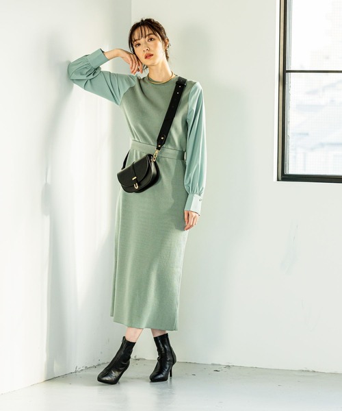 Andemiu（アンデミュウ）の「ラウンドボディーバッグ105351（ショルダーバッグ・レディース・ブラック/ブルー/グレイッシュベージュ・FREE）」の4枚目の写真