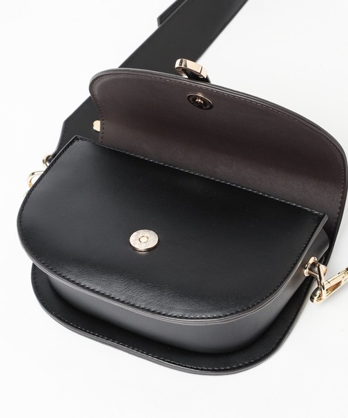 Andemiu（アンデミュウ）の「ラウンドボディーバッグ105351（ショルダーバッグ・レディース・ブラック/ブルー/グレイッシュベージュ・FREE）」の22枚目の写真