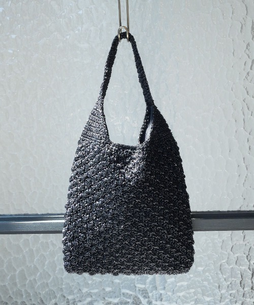 CURI BISCUI(キュリ ビスキュイ)の「メタリックヤーン編み ワンハンドルバッグ(ハンドバッグ・レディース・ブラック/シルバー/ゴールド・FREE)」の2枚目の写真