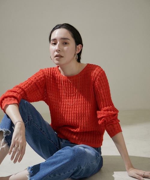 SALON adam et rope'（サロン アダム エ ロペ）の「【WEB限定】変形リブシアーニットプルオーバー【セットアップ対応】（ニット/セーター・レディース・グレー/ベージュ/レッド系その他/ネイビー・FREE）」の4枚目の写真