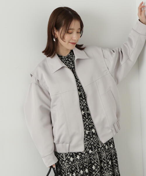 N.(N. Natural Beauty Basic)(エヌエヌナチュラルビューティーベーシック)の「◆ステッチデザインショートブルゾン(ブルゾン・レディース・ブラック/ライトグレー・MEDIUM)」の16枚目の写真