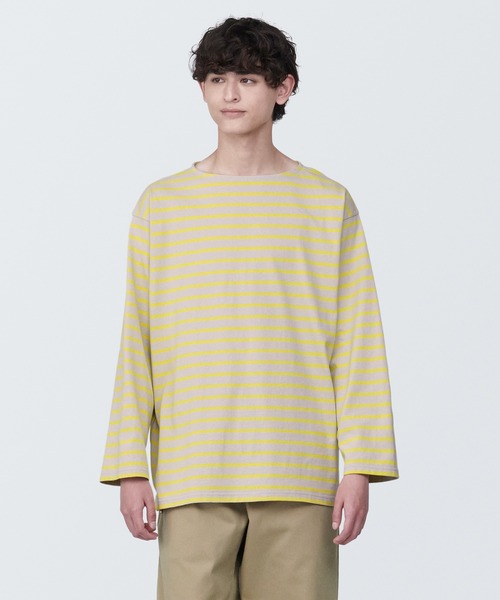 無印良品（ムジルシリョウヒン）の「紳士　洗いざらし太番手ボートネック九分袖Ｔシャツ（Tシャツ/カットソー・メンズ・ベージュ系その他3/ブラック系2/ネイビー系1/ブルー系その他6・S/XL/L/M）」の3枚目の写真