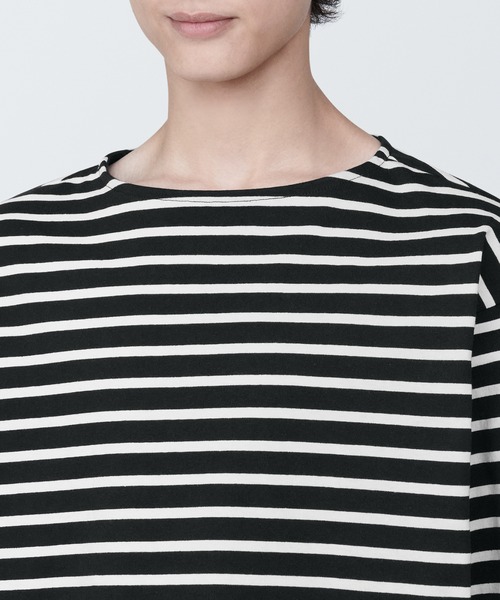 無印良品（ムジルシリョウヒン）の「紳士　洗いざらし太番手ボートネック九分袖Ｔシャツ（Tシャツ/カットソー・メンズ・ベージュ系その他3/ブラック系2/ネイビー系1/ブルー系その他6・S/XL/L/M）」の19枚目の写真