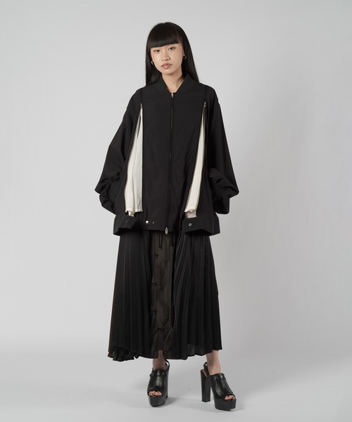 Wizzard(ウィザード)の「Wizzard ウィザード / VISCOSE FLARE BOMBER JACKET / W24SS-BL04V(ミリタリージャケット・レディース・ブラック・2)」の8枚目の写真