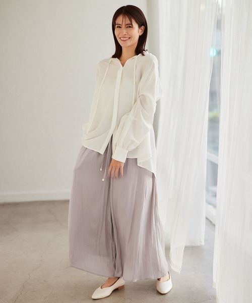 Elura（エルーラ）の「ラク艶イージーパンツ（その他パンツ・レディース・チャコールグレー/グレイッシュベージュ/ネイビー/イエロー/ブルー系その他3/ブラック系その他・MEDIUM/LARGE）」の11枚目の写真