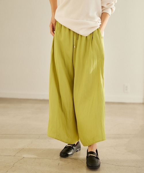 Elura（エルーラ）の「ラク艶イージーパンツ（その他パンツ・レディース・チャコールグレー/グレイッシュベージュ/ネイビー/イエロー/ブルー系その他3/ブラック系その他・MEDIUM/LARGE）」の9枚目の写真