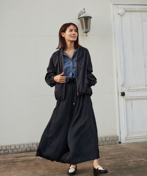 Elura（エルーラ）の「ラク艶イージーパンツ（その他パンツ・レディース・チャコールグレー/グレイッシュベージュ/ネイビー/イエロー/ブルー系その他3/ブラック系その他・MEDIUM/LARGE）」の22枚目の写真