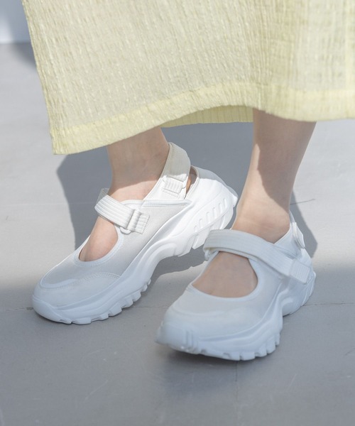 RAGEBLUE(レイジブルー)の「ボリュームソール/メッシュスニーカーサンダル(スニーカー・レディース・ブラック/ホワイト・MEDIUM/LARGE)」の2枚目の写真