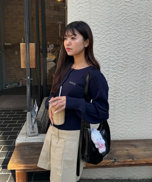 muguet(ミュゲ)の「MASC cable cardigan(カーディガン/ボレロ・レディース・ネイビー/ピンク・FREE)」の17枚目の写真