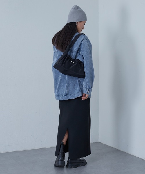 COLONY 2139（コロニートゥーワンスリーナイン）の「WEB・一部店舗限定 / ナイロンギャザーワンショルダー（ショルダーバッグ・レディース・ホワイト/ブラック/ベージュ・FREE）」の16枚目の写真