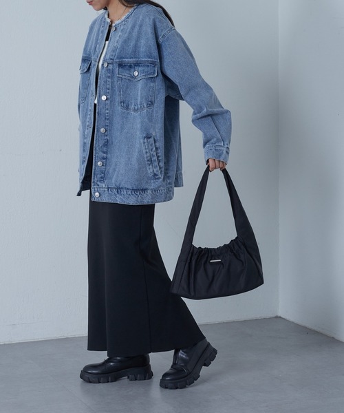 COLONY 2139（コロニートゥーワンスリーナイン）の「WEB・一部店舗限定 / ナイロンギャザーワンショルダー（ショルダーバッグ・レディース・ホワイト/ブラック/ベージュ・FREE）」の17枚目の写真