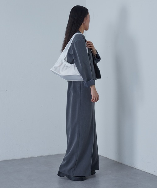 COLONY 2139（コロニートゥーワンスリーナイン）の「WEB・一部店舗限定 / ナイロンギャザーワンショルダー（ショルダーバッグ・レディース・ホワイト/ブラック/ベージュ・FREE）」の13枚目の写真