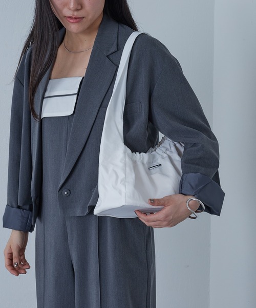 COLONY 2139（コロニートゥーワンスリーナイン）の「WEB・一部店舗限定 / ナイロンギャザーワンショルダー（ショルダーバッグ・レディース・ホワイト/ブラック/ベージュ・FREE）」の10枚目の写真