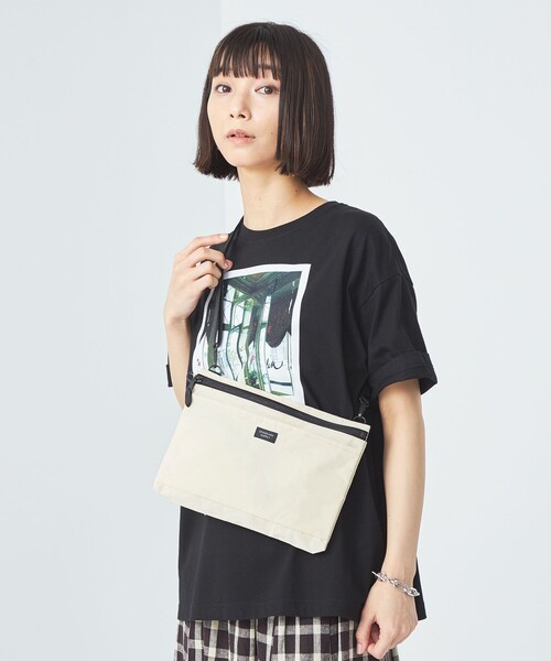 STANDARD SUPPLY（スタンダードサプライ）の「【別注】＜STANDARD SUPPLY＞GLR スリングパース WIDE サコッシュ バッグ（ショルダーバッグ・メンズ・ブラック/オリーブ/オフホワイト・FREE）」の2枚目の写真