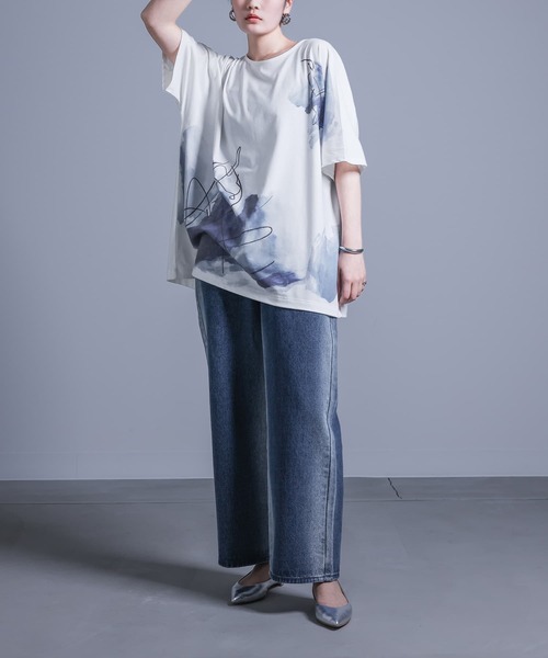 kOhAKU（コハク）の「『ブリーチラインデニムパンツ』（デニムパンツ・レディース・ブルー/ブラック・1/2）」の18枚目の写真