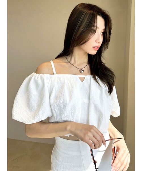 RESEXXY(リゼクシー)の「バルーンスリーブオフショルブラウス【セットアップ着用可能】(シャツ/ブラウス・レディース・ブラック/グレー/ホワイト・FREE)」の5枚目の写真