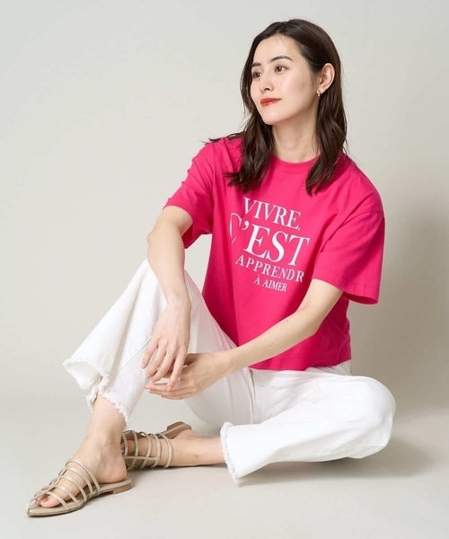 a.v.v(アーヴェヴェ)の「Tストラップサンダル(サンダル・レディース・ブラック/ゴールド・23.5/24.5/22.5)」の10枚目の写真