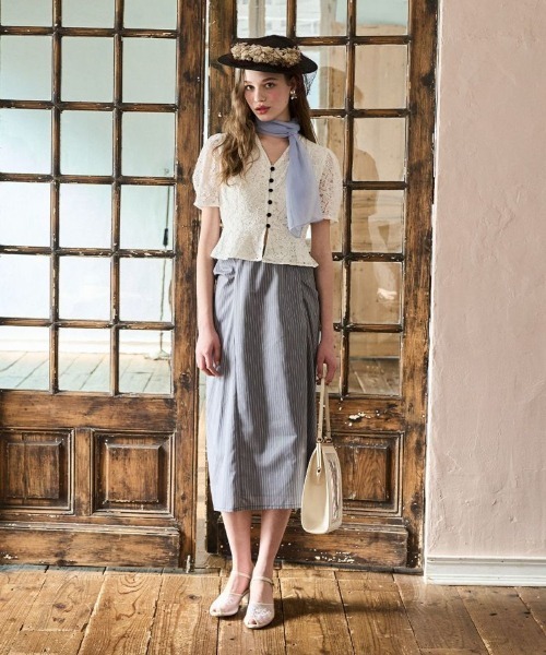 an another angelus(アンアナザーアンジェラス)の「単色フラワー刺繍メッシュサンダル/ananotherangelus(サンダル・レディース・ブルーグレー/アイボリー・S/M/L)」の4枚目の写真